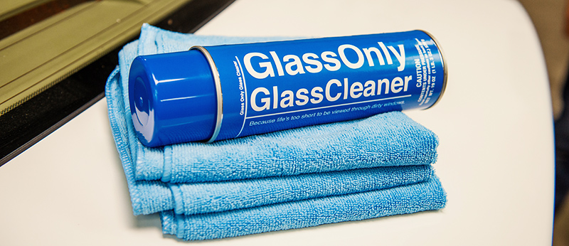 Glass Only Foaming Glass Cleaner (16 oz) – MAD Myanmar