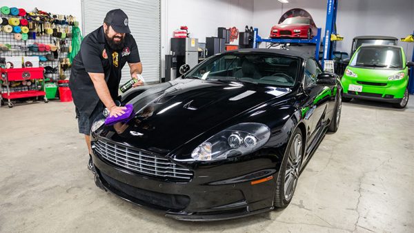 WAC207-CarbonFlexVitalizeWash-AstonMartin-ProtectiveCoatings-1